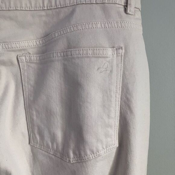 DL 1961 Vintage Off White Patti Straight Raw Hem Jeans Size 33 - Picture 7 of 12